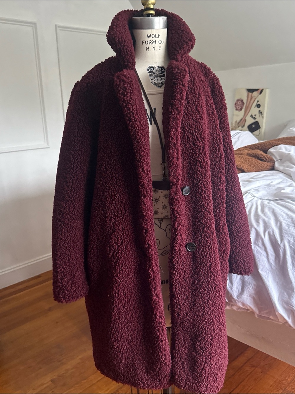 Women’s Plush Teddy Coat - Burgundy
